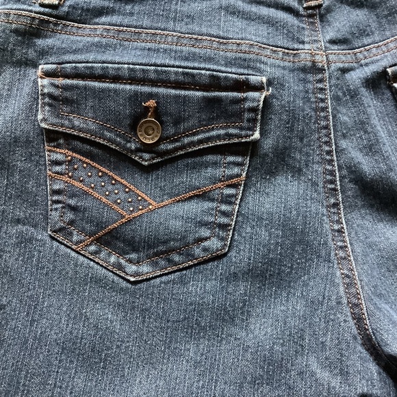 Bandolino Blu Arianna Jeans - Picture 3 of 9